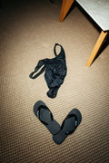 FLIP FLOPS
